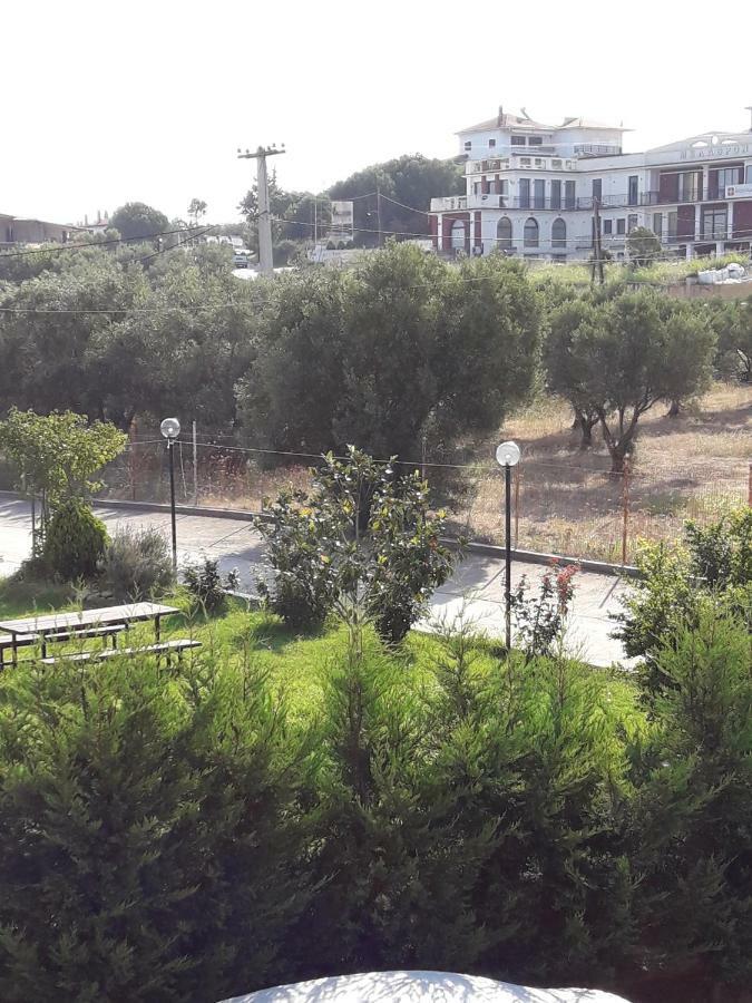 Cozy Apartment Fantastic View Неа Мудания Екстериор снимка