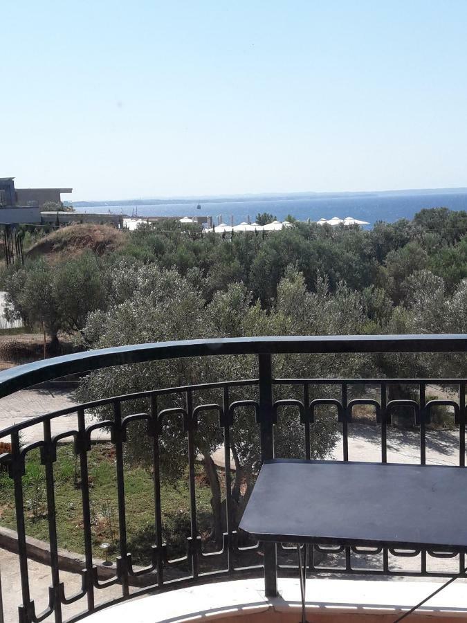 Cozy Apartment Fantastic View Неа Мудания Екстериор снимка